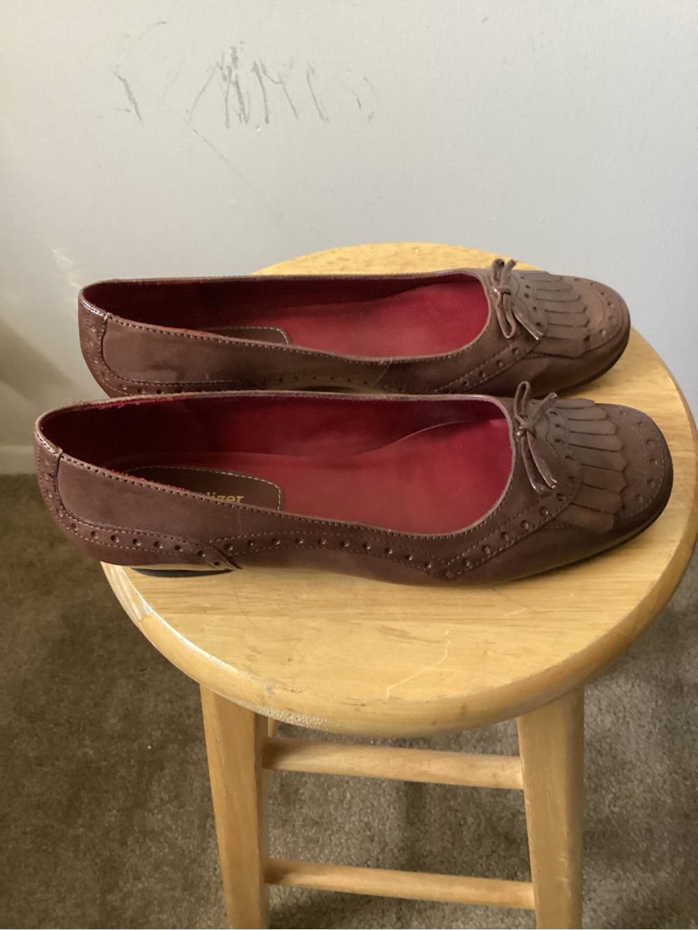 Naturalizer Brown Leather Kiltie Fringe Slip-On Loafers - Picture 4 of 6